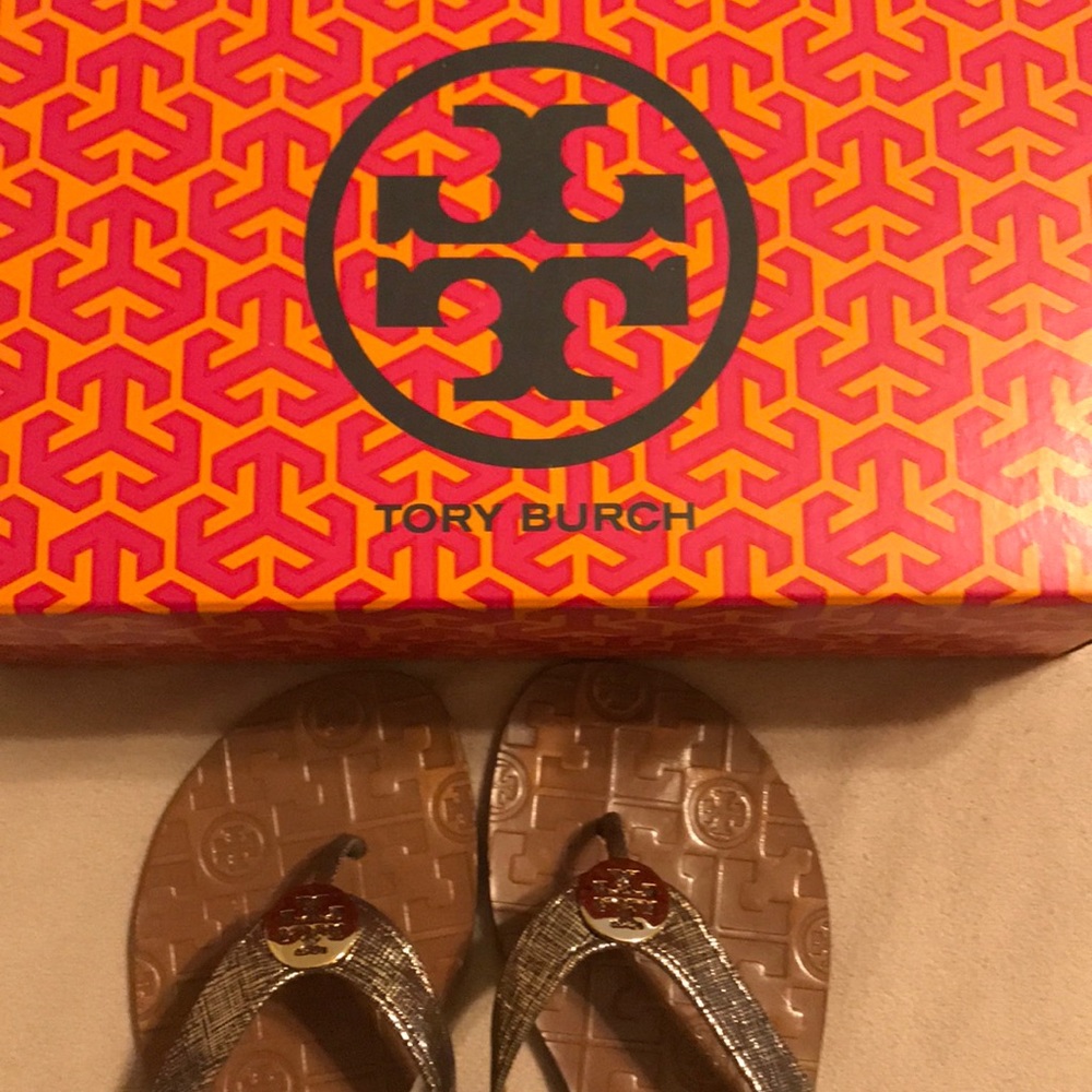 Tory Burch Thora Lurex Suede gold sandals Size 7 - Picture 5 of 8